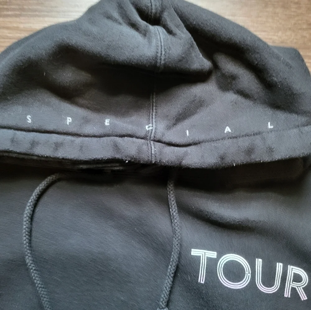 Lizzo The Special Tour Men's Hoodie - Large - Picture 6 of 8